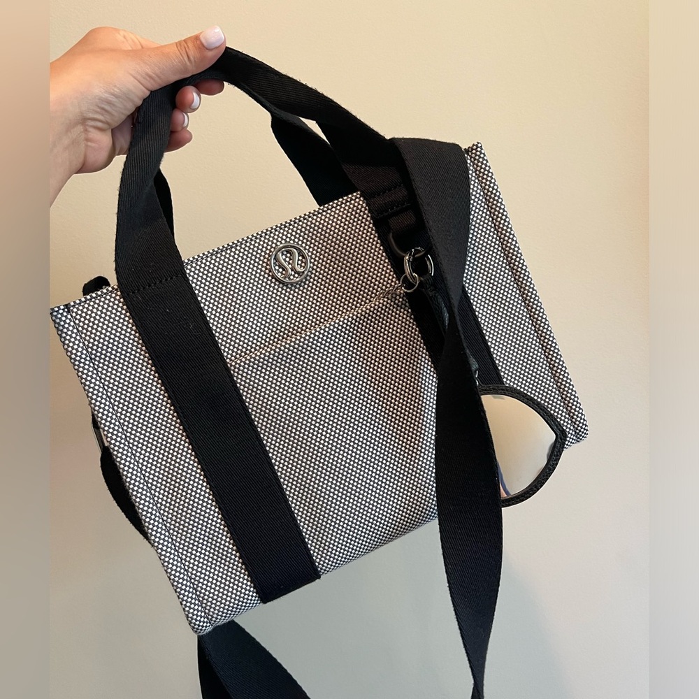Lululemon Canvas tote bag